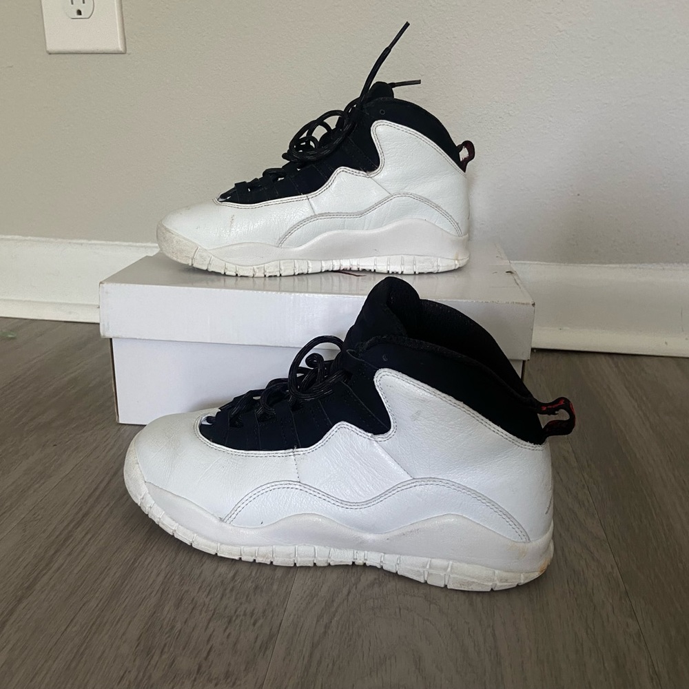 Air Jordan 10 Retro BG summit white / black SIZE 6